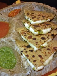 mumbai food - cheese paratha