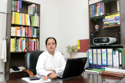 Dr nafeesa Mumbai