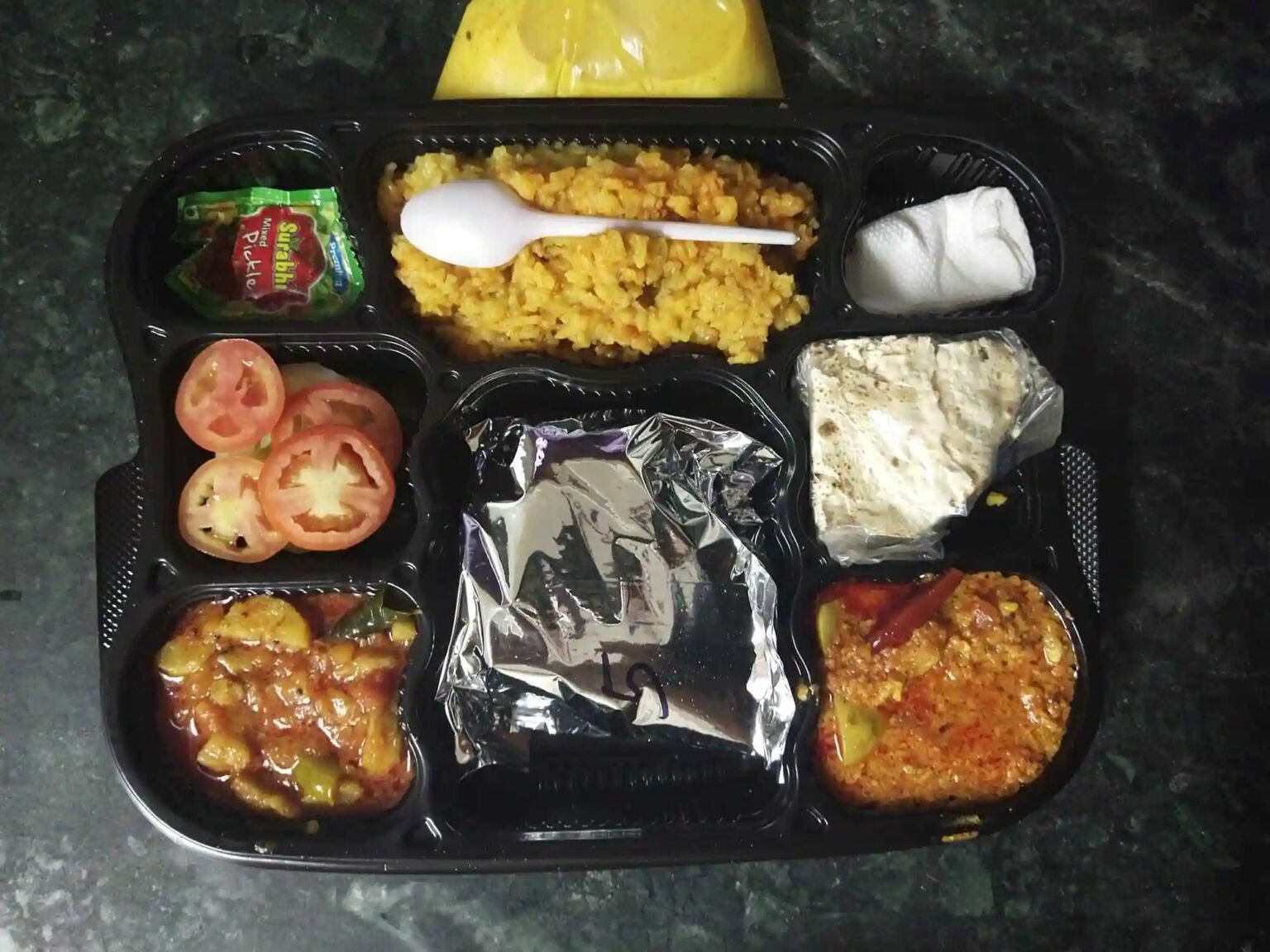 19 Tiffin Services in Mumbai That Offer Affordable & Homely Food