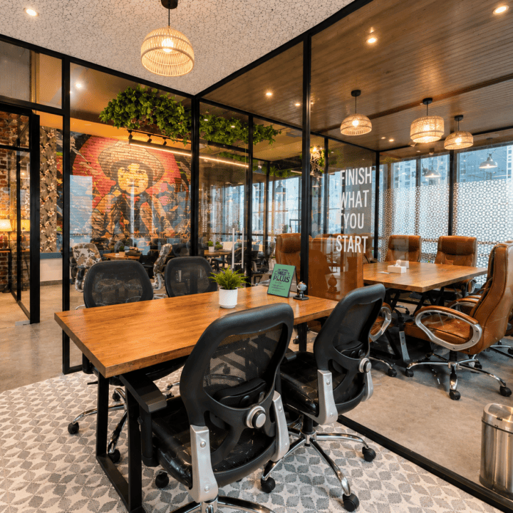 Private cabin in andheri west
